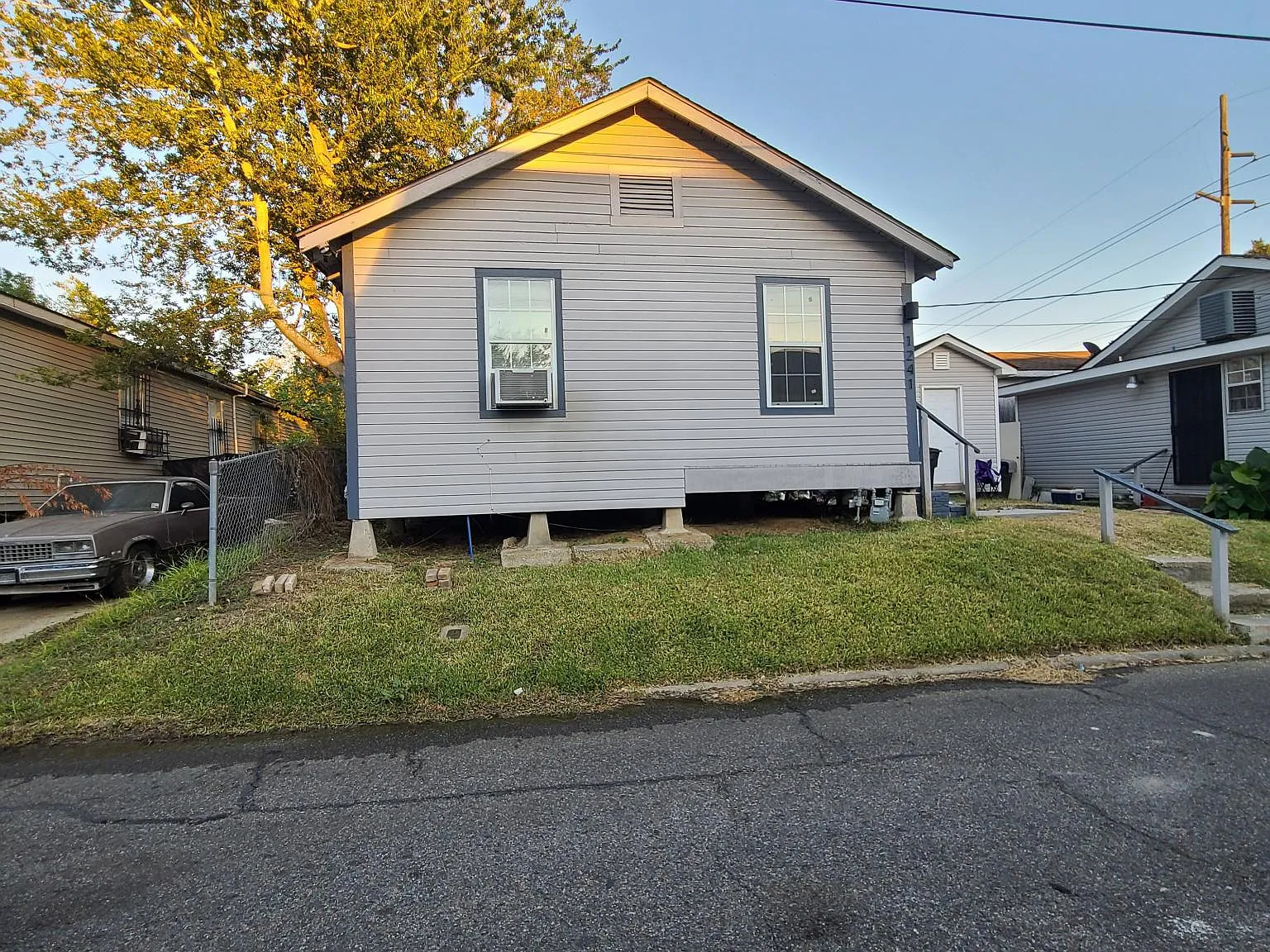 1 bed, 700 sqft, $1,000 — Photo 1