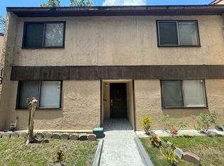 708 Oaks Field Rd, Jacksonville, FL 32211