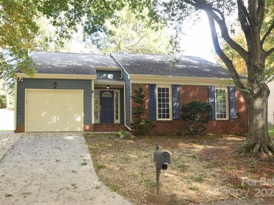 2429 Dryden Ln, Charlotte, NC, 28210