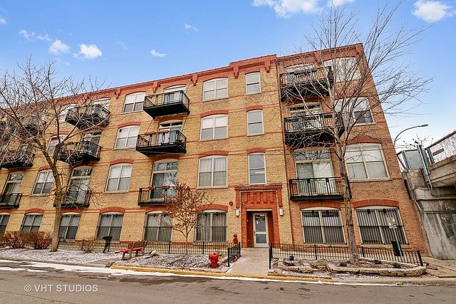 1st image of 1740 N Maplewood Ave APT 408