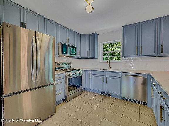 4th image of 102 Eagle Rock Rd