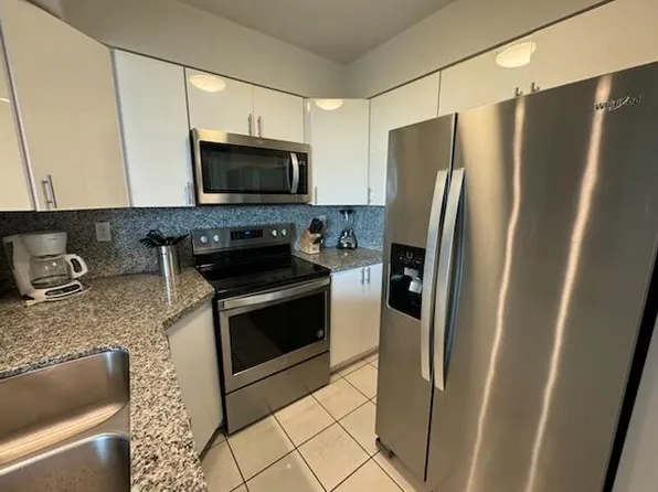 2075 SW 122nd Avenue #513, Miami, FL 33175