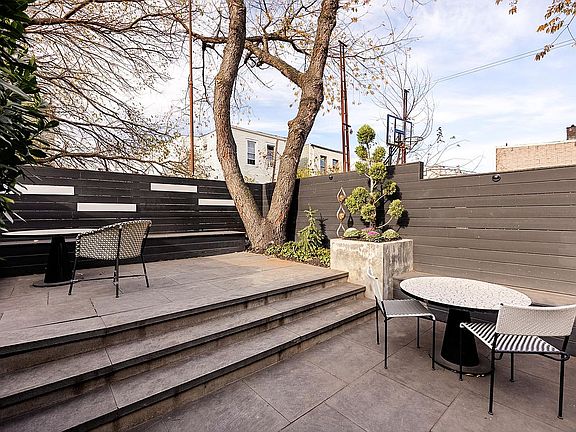 3rd image of 1635 Hancock St