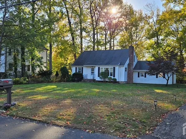 35 Revere Blvd, Edison, NJ 08820