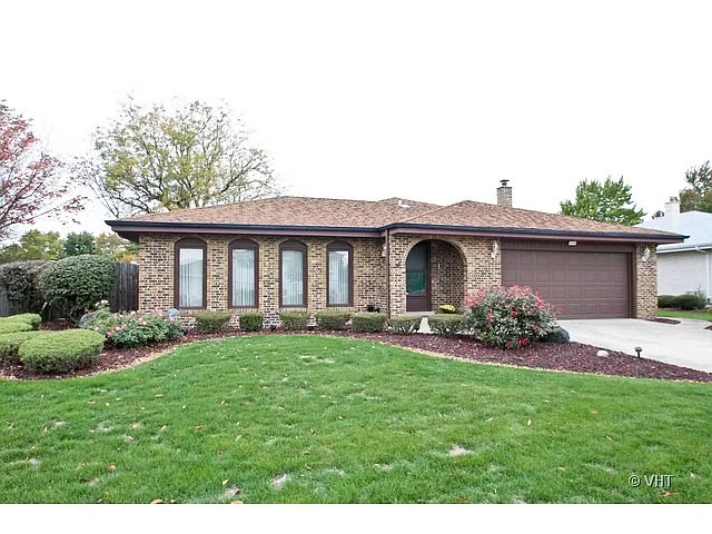 15328 Larkspur Ln photo 1