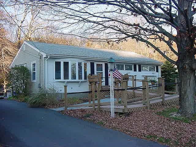 1st image of 77 Orchard Dr
