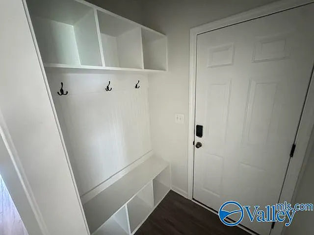 118 Kretzer Ct — Photo 13