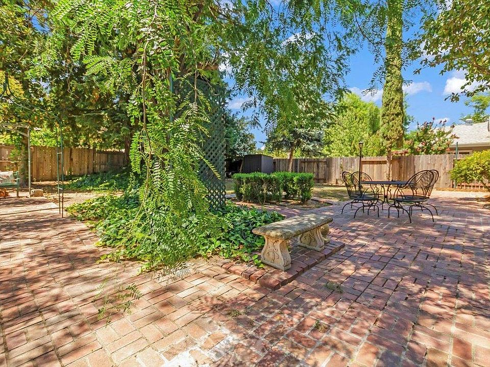 1st image of 5841 Yeoman Way