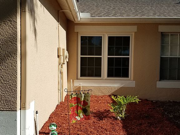 4th image of 19122 Weymouth Dr