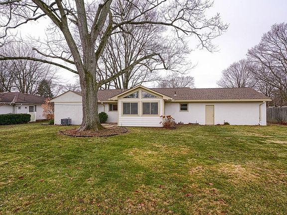 4th image of 4302 Fairoaks Dr