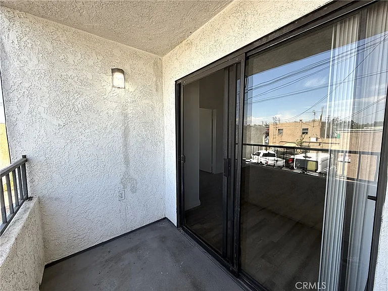 1212 Gladys Ave #303 — Photo 19