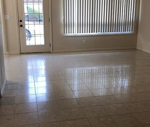3rd image of 24005 25th Ave S APT 103