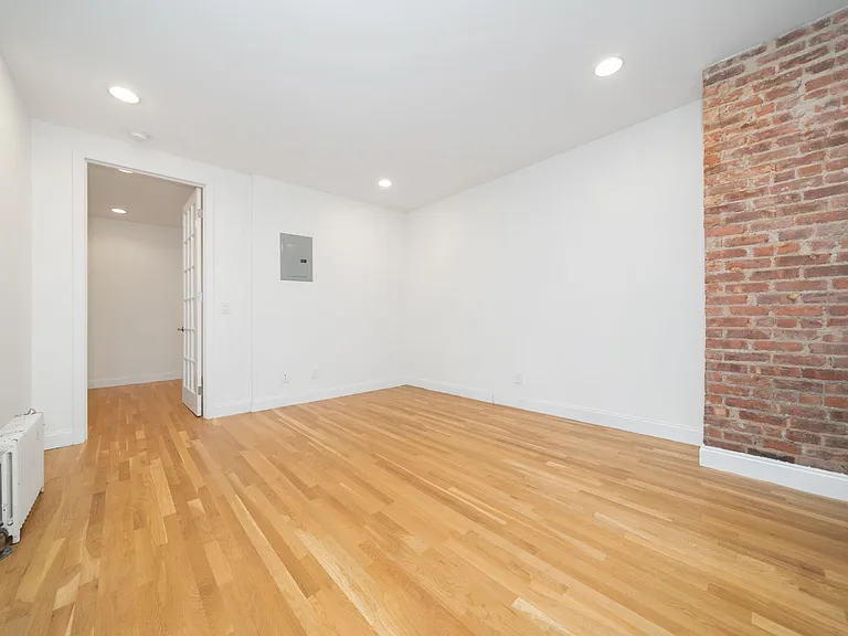 5025 Broadway #1C — Photo 6