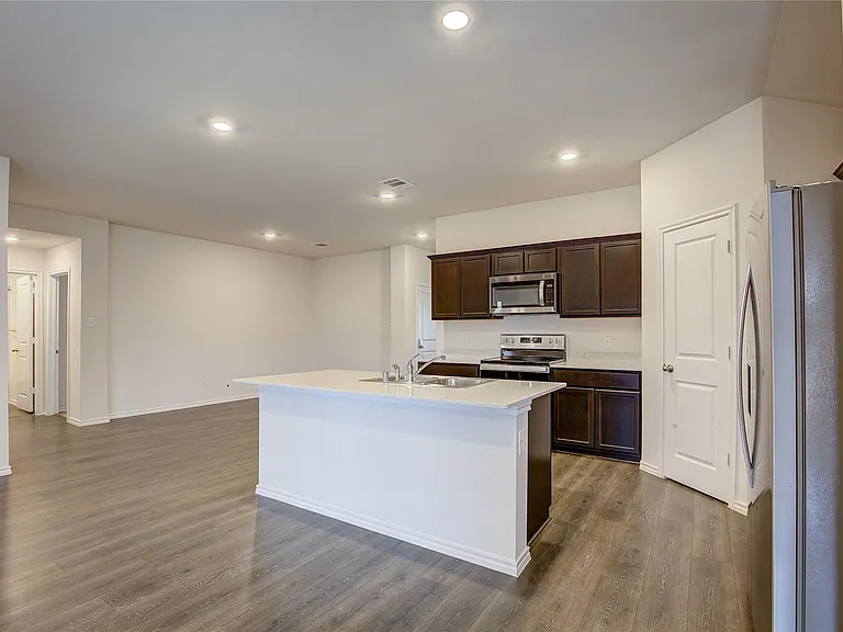 2912 Wooten Trl — Photo 10