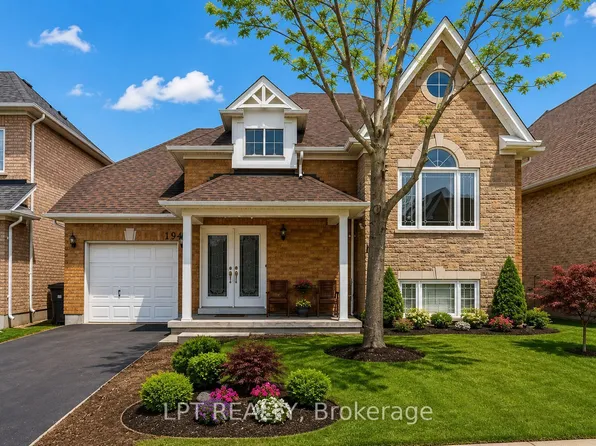 19 Treeline Blvd, Brampton, ON L6P 1C5