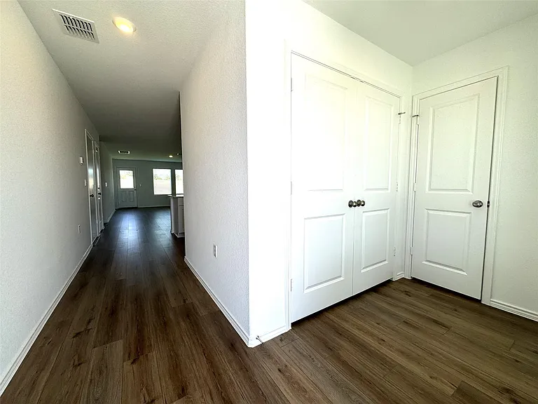 2720 Schwartz Ln — Photo 5
