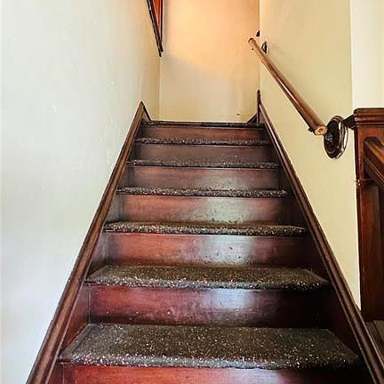 4th image of 5042 Louisiana Ave