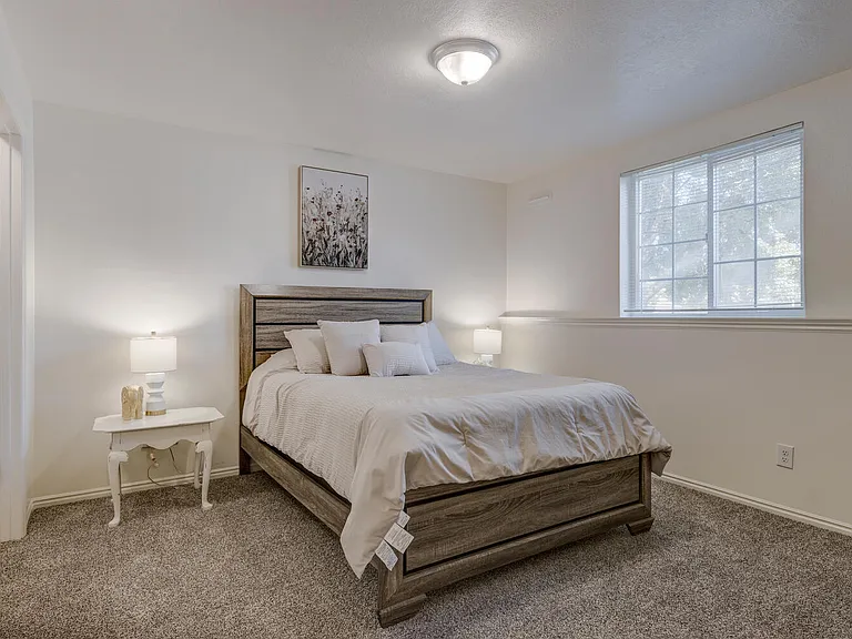 Parkwood Pointe Apartments — Photo 107