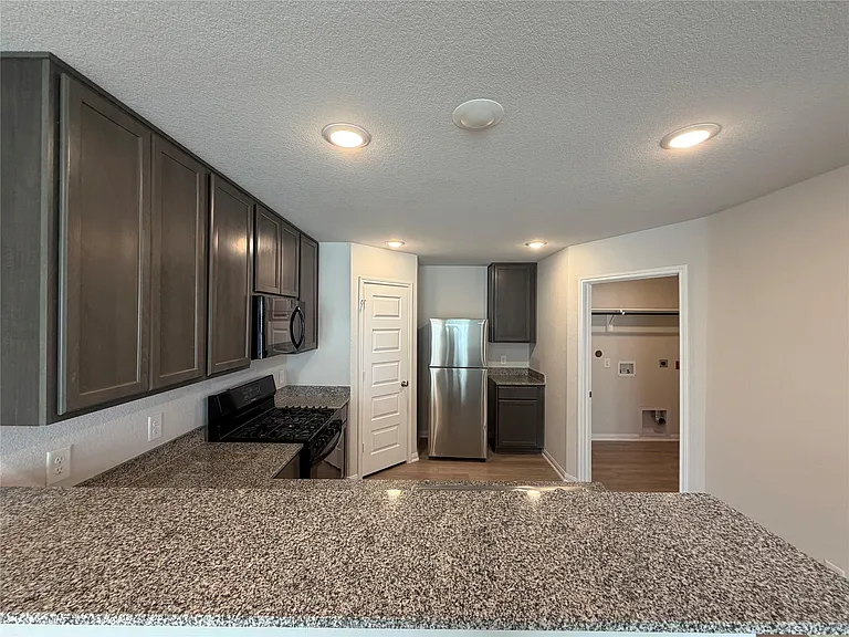 11720 Whirlaway Dr — Photo 4