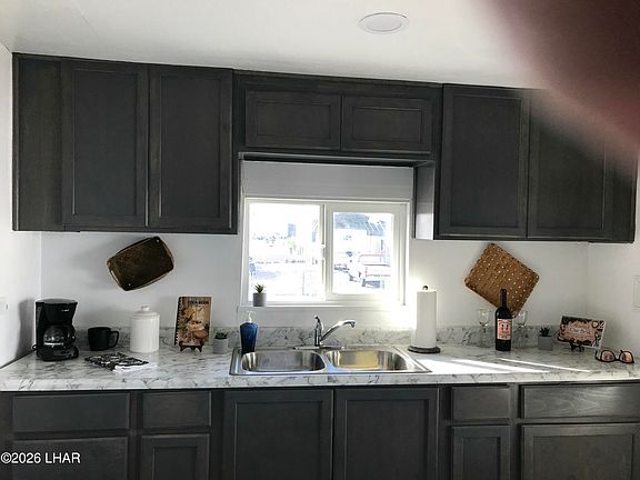 3rd image of 3134 Jennie Ln