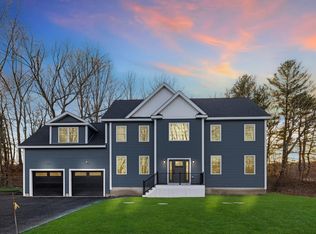 8 Hudson Ave, Grafton, MA 01519