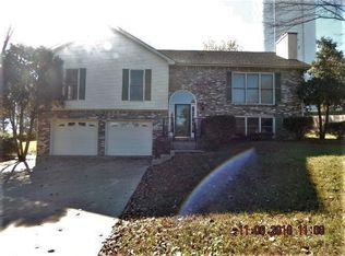 3126 Southpoint Dr, Clarksville, TN 37043