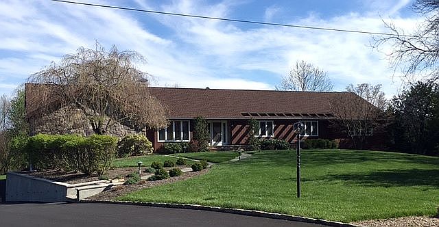 2nd image of 7 Pitney Dr