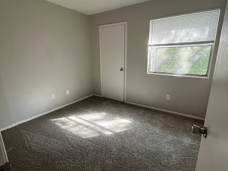 815 Bracewood Cir #A — Photo 6