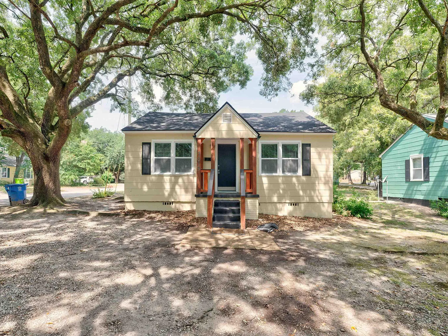 2 bed, 700 sqft, $1,300 — Photo 4