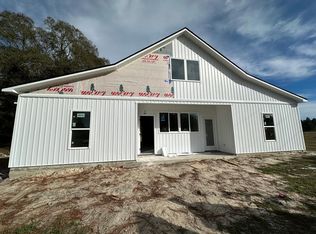 6370 Quarterman Rd, Hahira, GA 31632