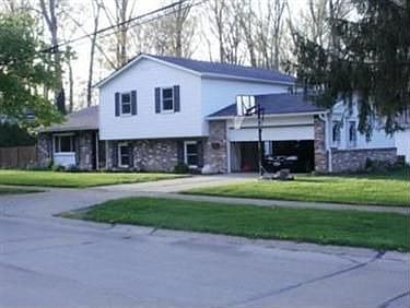 1st image of 6198 Bellevue Dr