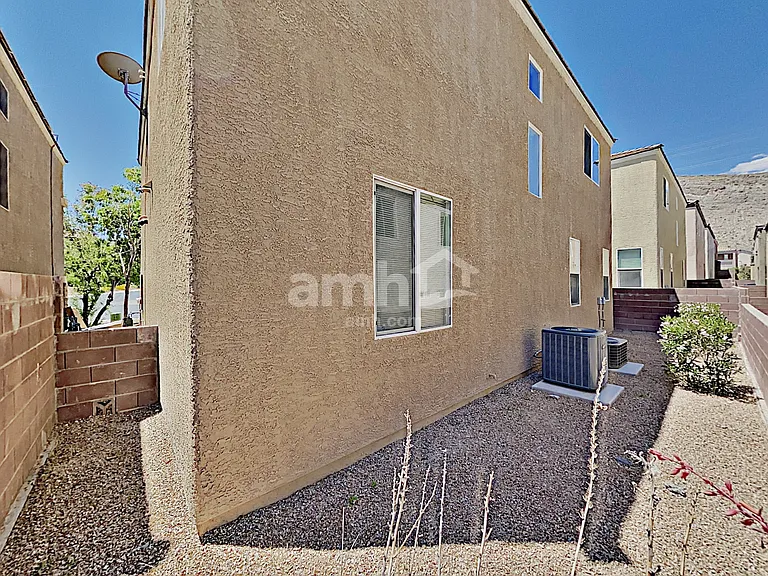 10580 Elberton Ave — Photo 21