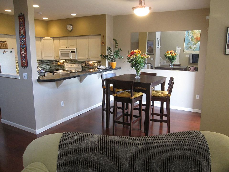 DiningArea