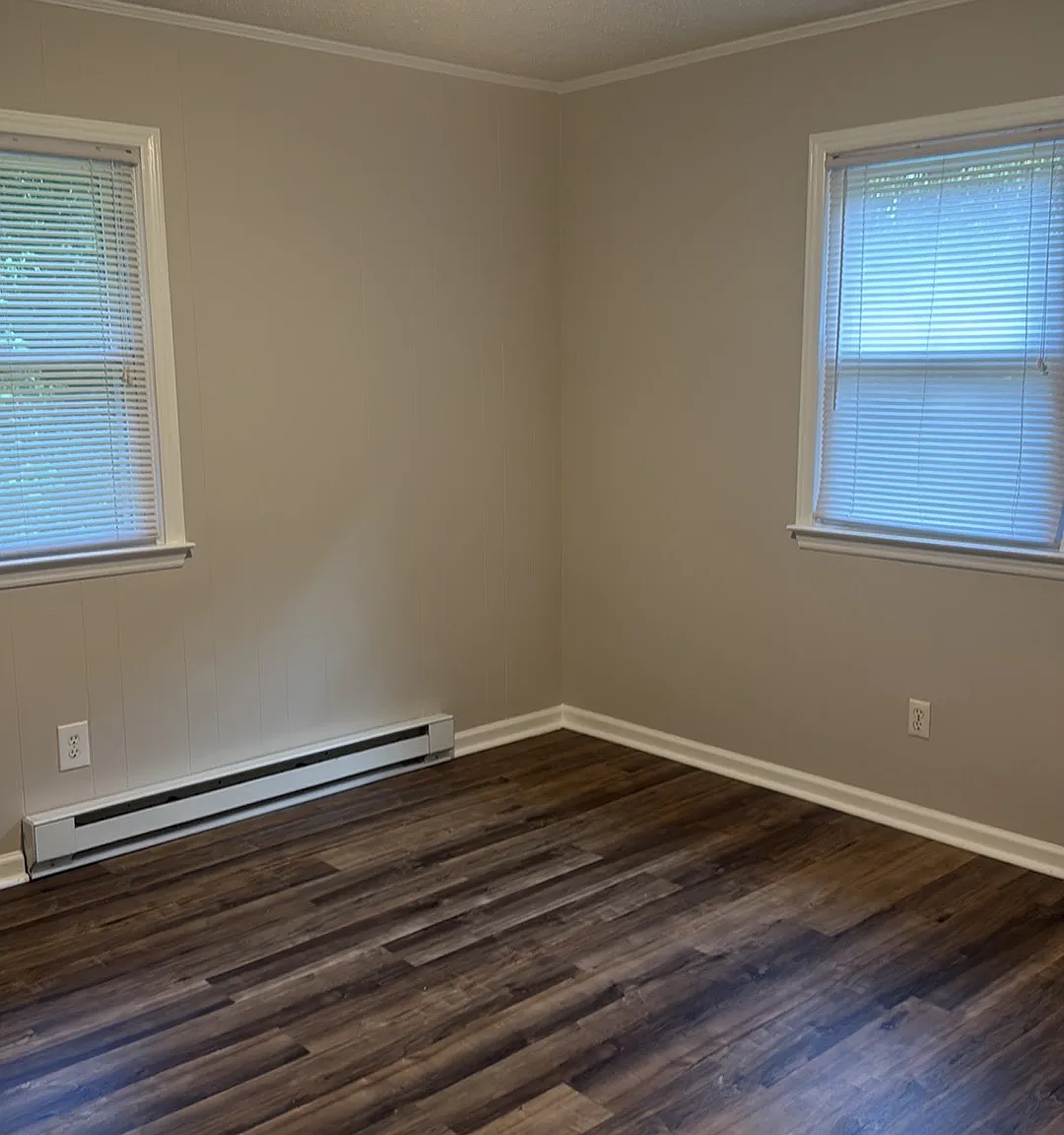 072-01: 1466 Kennedy Drive - F — Photo 4