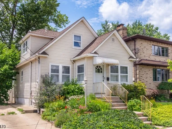 131 Rowland Ave, Clifton City, NJ 07012