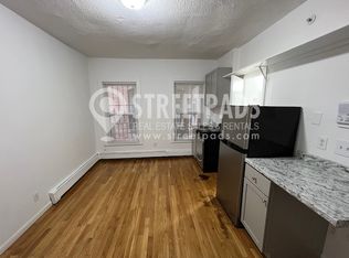 28 S Huntington Ave APT 102, Boston, MA 02130
