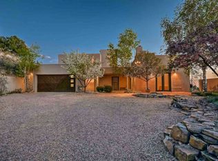 1252 Vallecita Dr, Santa Fe, NM 87501