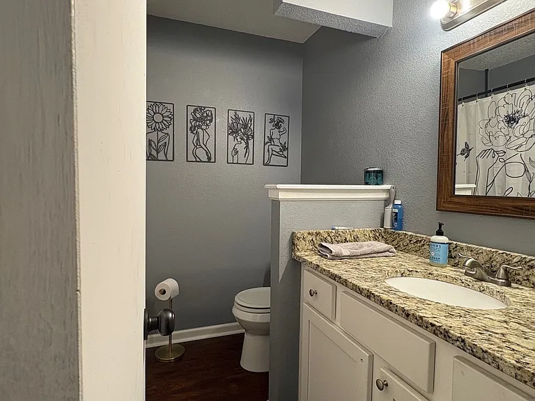 518 Sky Vue Dr — Photo 8