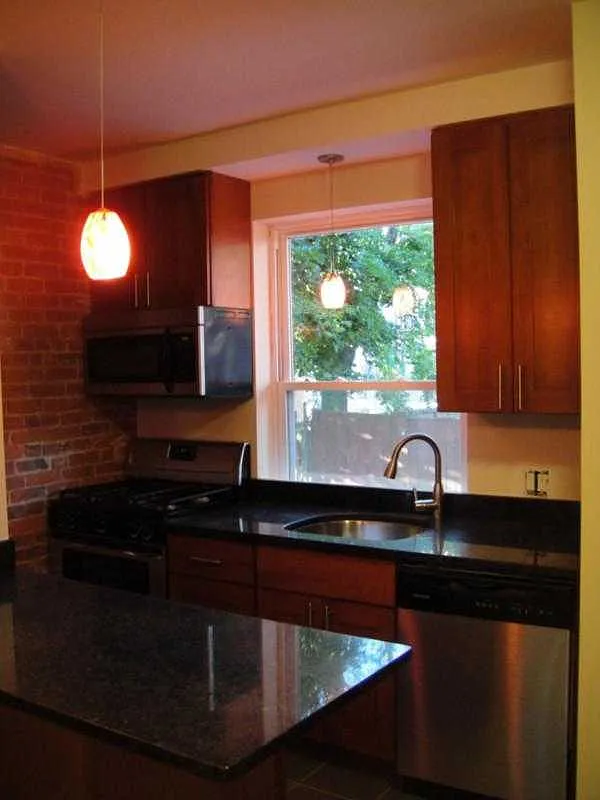 3 bed, $4,000 — Photo 1