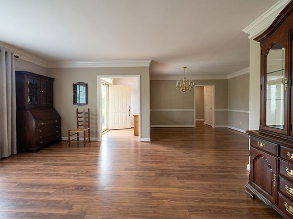 4th image of 1551 Brentwood Pointe