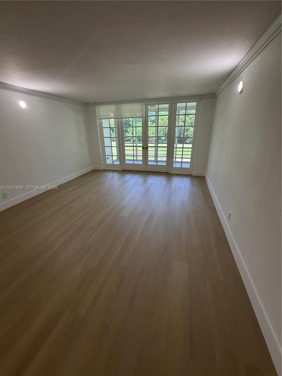 4007 N Cypress Dr APT 203, photo 8