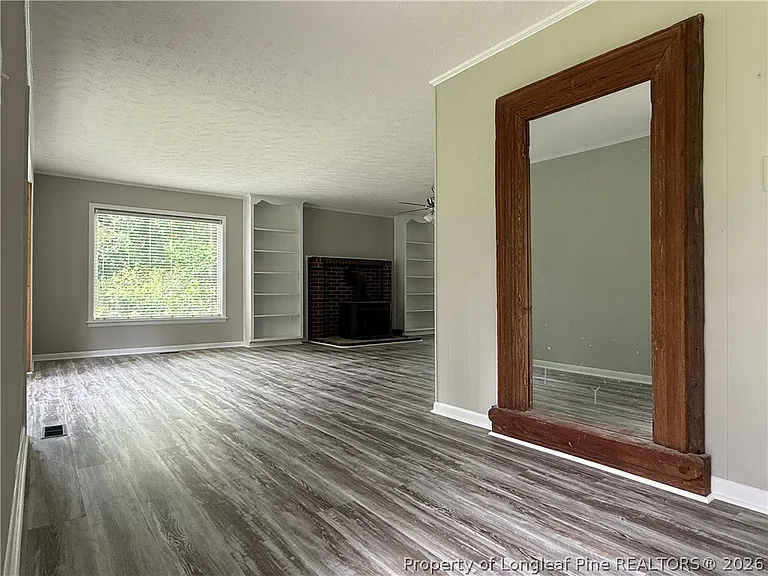 1057 Andrews Rd — Photo 4