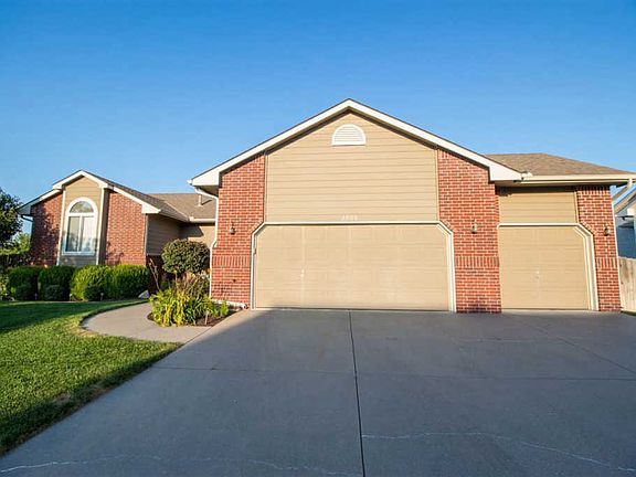 2nd image of 2008 N Grace Avenue Ct