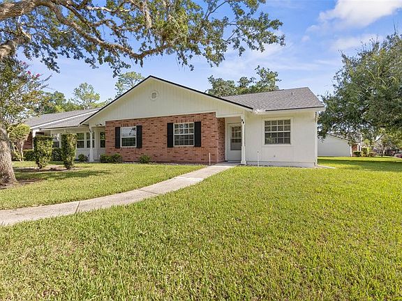 2nd image of 24 Kings Colony Ct
