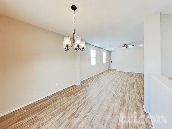 4th image of 10270 Nolinas St