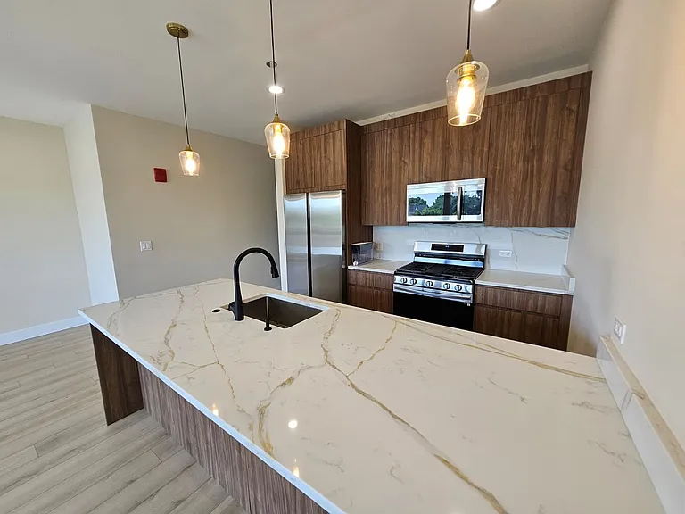 3043 W Irving Park Rd #306 — Photo 2