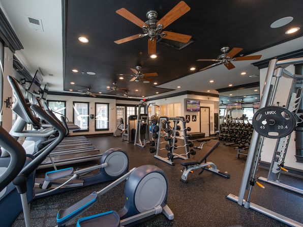 Fairfax Square | 9860 Fairfax Sq, Fairfax, VA