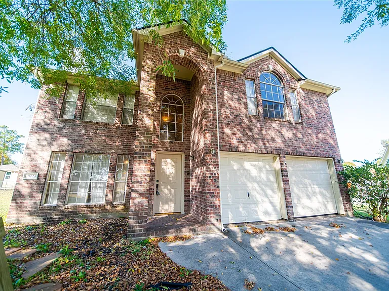 10723 Scenic Dr — Photo 1