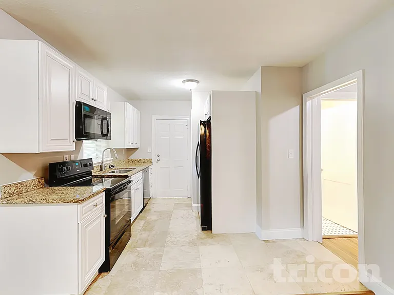3115 Shenandoah Ave — Photo 4