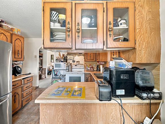 4th image of 2344/2346 Rosstown Rd